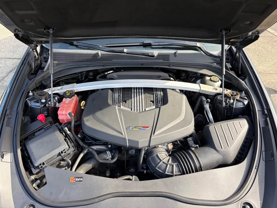 2016 Cadillac CTS-V 3rd Gen - Image 8 of 15