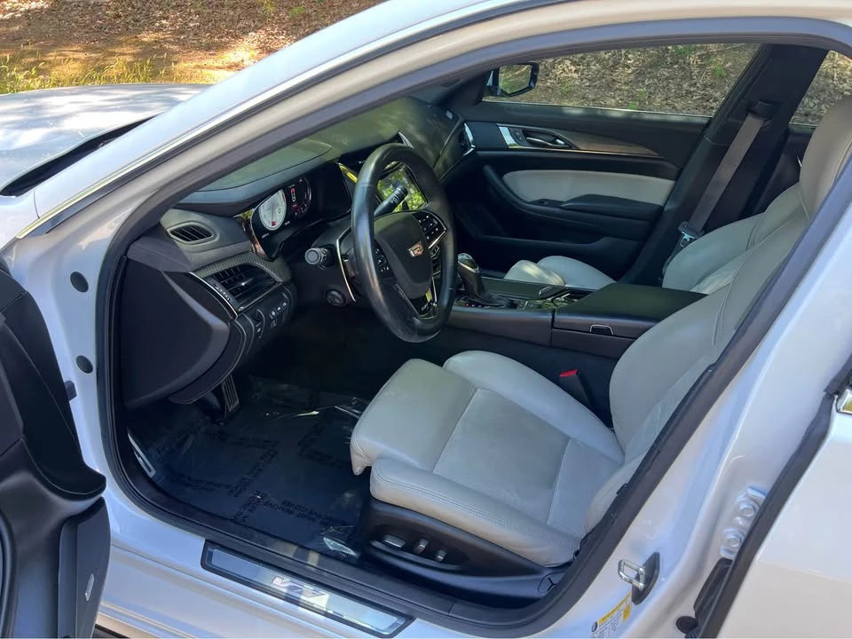 2016 Cadillac CTS-V 3rd Gen - Image 5 of 17
