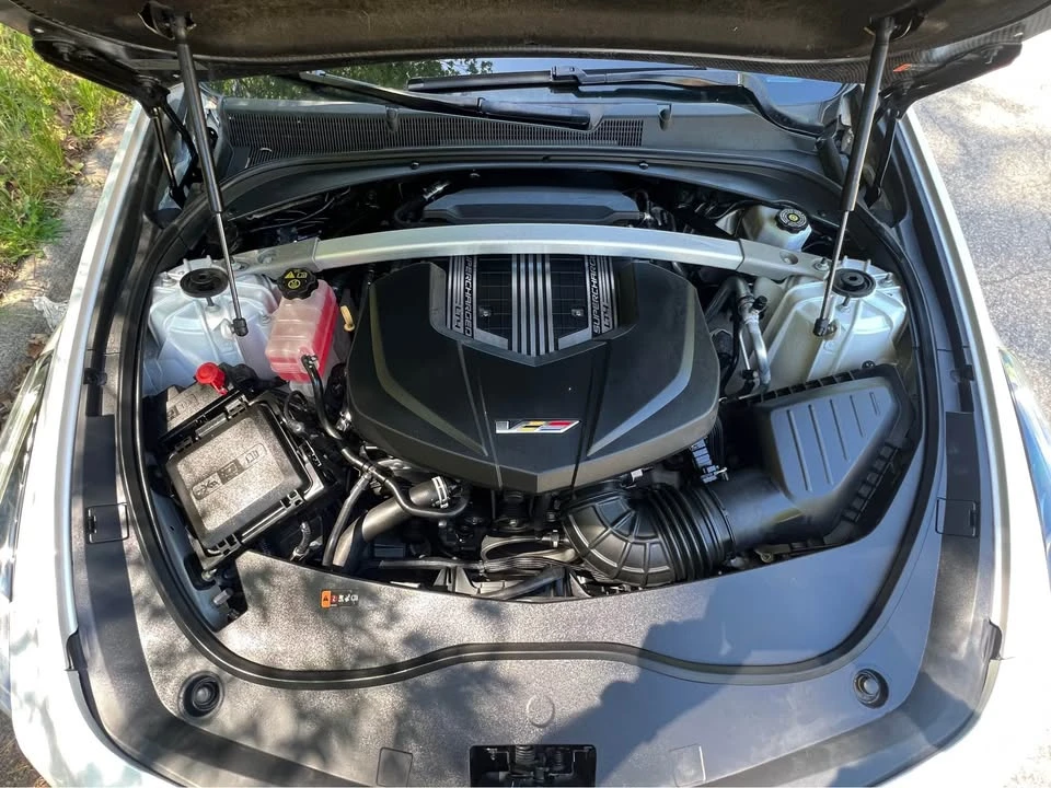 2016 Cadillac CTS-V 3rd Gen - Image 8 of 17
