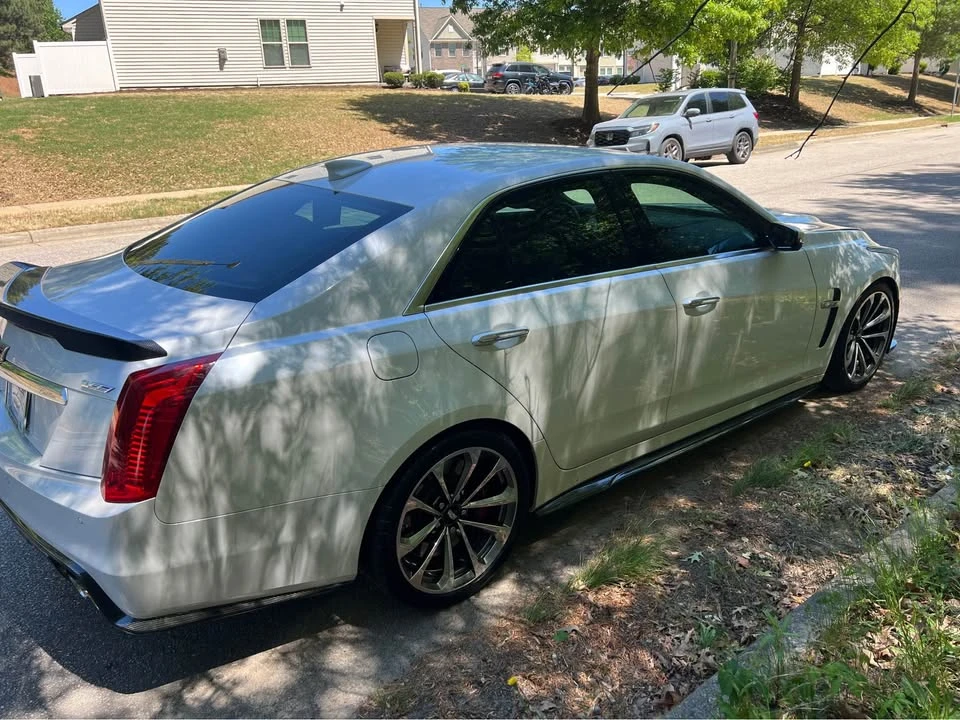 2016 Cadillac CTS-V 3rd Gen - Image 16 of 17