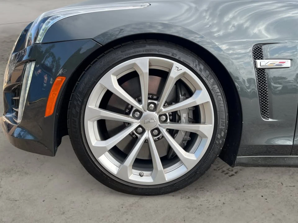 2016 Cadillac CTS-V 3rd Gen - Image 15 of 17