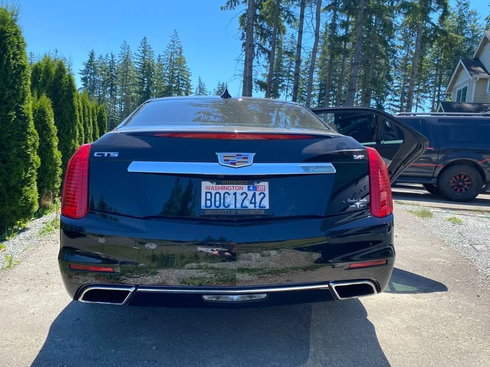 2016 Cadillac CTS-V 3rd Gen - Image 4 of 12