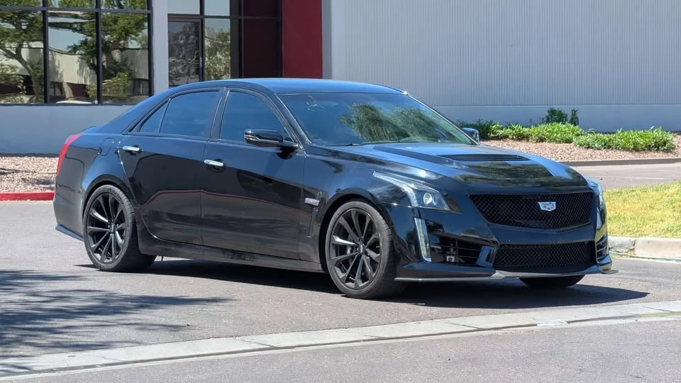 2016 Cadillac CTS-V 3rd Gen - Image 3 of 15