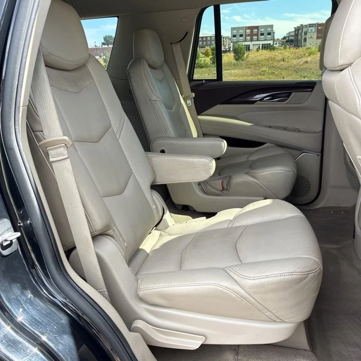 2016 Cadillac Escalade 4th Gen - Image 10 of 11
