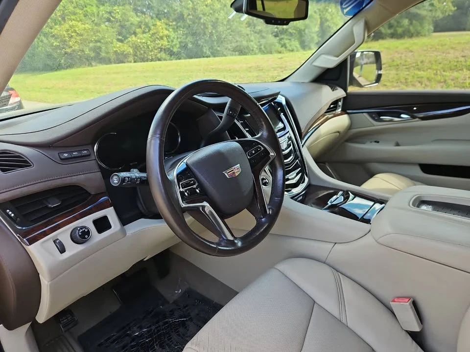 2016 Cadillac Escalade 4th Gen - Image 9 of 19