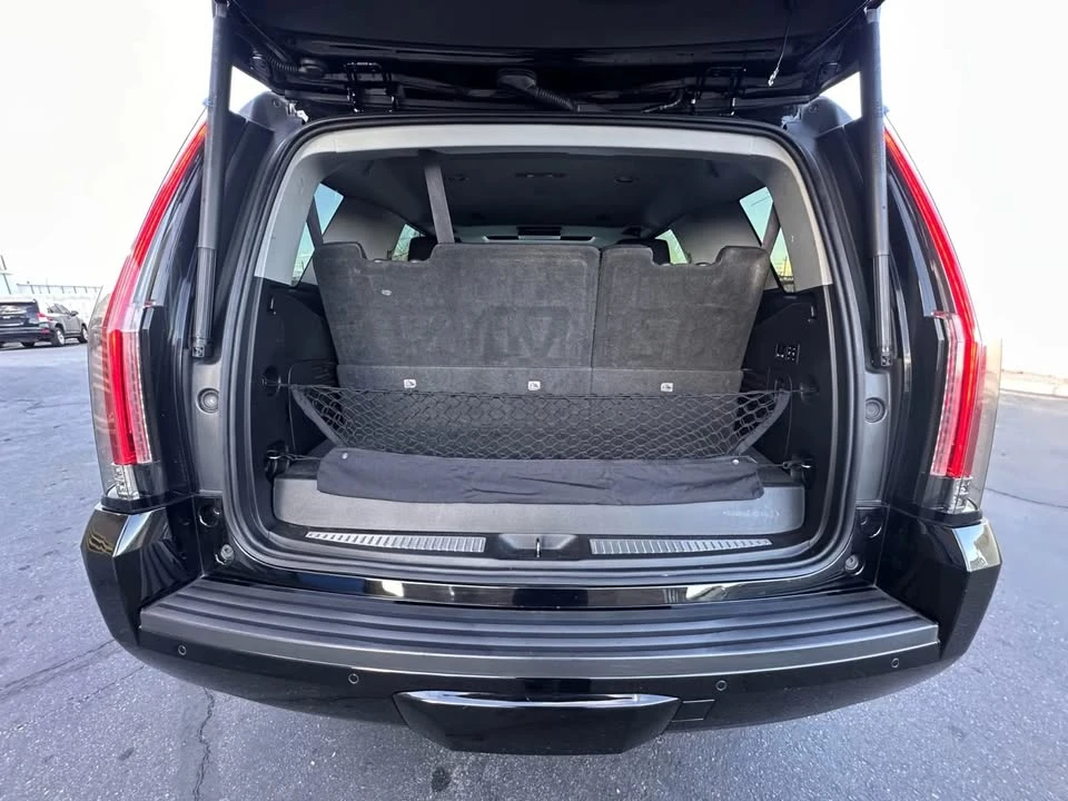 2016 Cadillac Escalade 4th Gen - Image 16 of 18