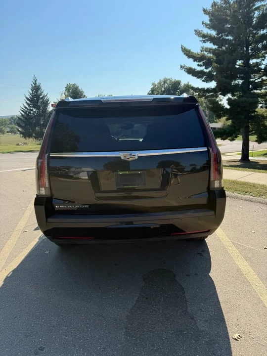 2016 Cadillac Escalade 4th Gen - Image 6 of 17