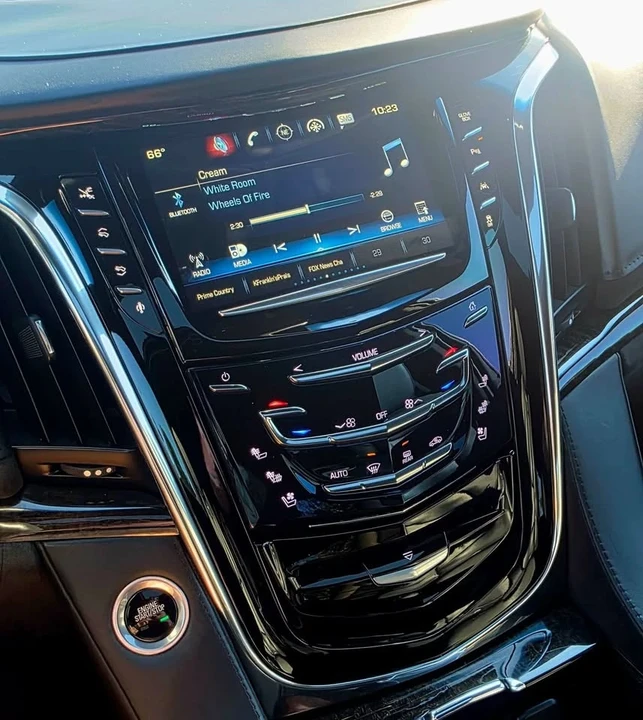 2016 Cadillac Escalade 4th Gen - Image 19 of 20