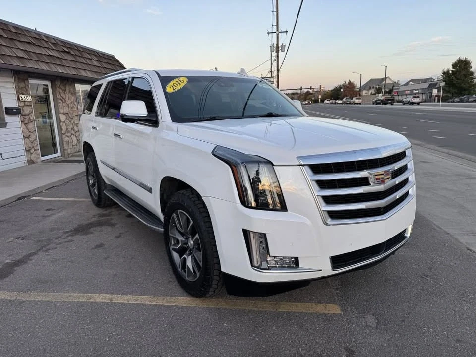 2016 Cadillac Escalade 4th Gen - Image 9 of 20