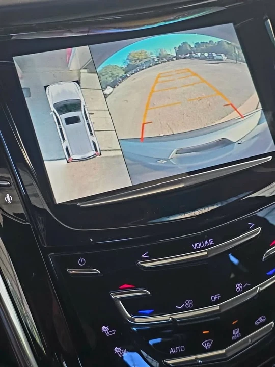 2016 Cadillac Escalade 4th Gen - Image 18 of 20