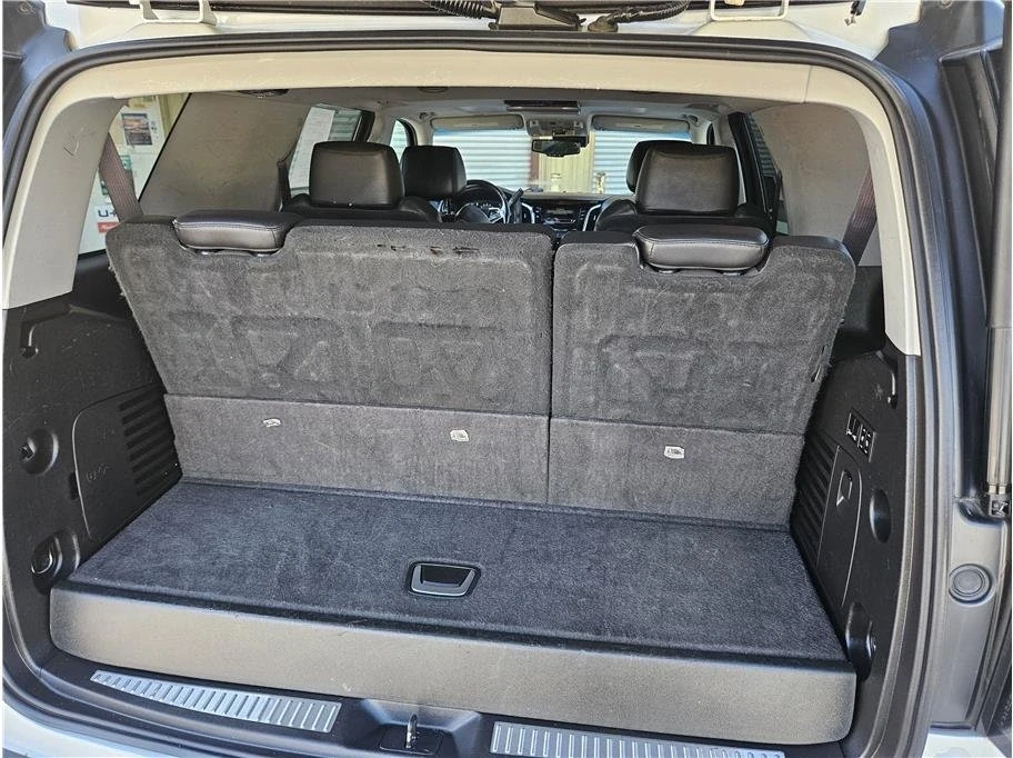 2016 Cadillac Escalade 4th Gen - Image 17 of 20