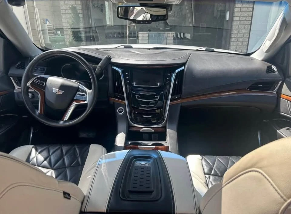 2016 Cadillac Escalade 4th Gen - Image 7 of 9