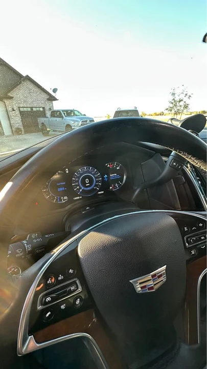 2016 Cadillac Escalade 4th Gen - Image 8 of 16
