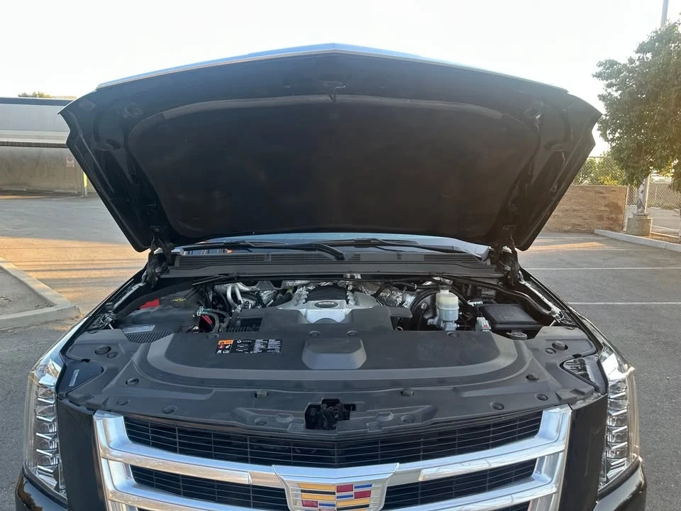 2016 Cadillac Escalade 4th Gen - Image 19 of 20