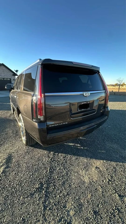 2016 Cadillac Escalade 4th Gen - Image 12 of 16
