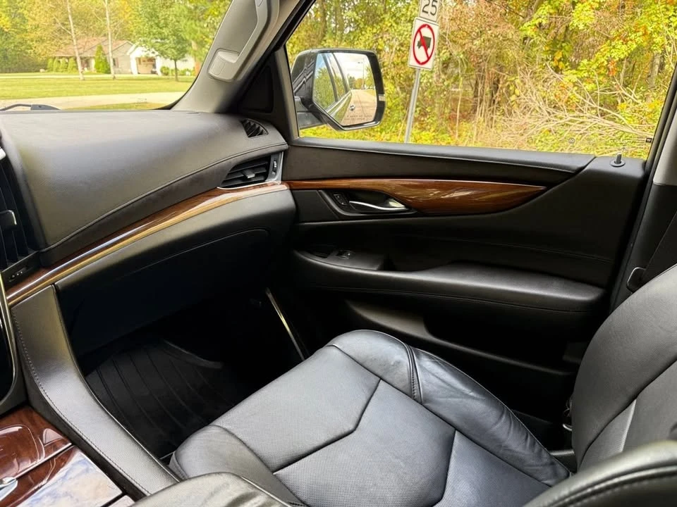 2016 Cadillac Escalade 4th Gen - Image 16 of 20