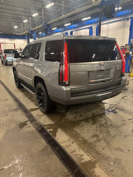 2016 Cadillac Escalade 4th Gen - Image 6 of 18