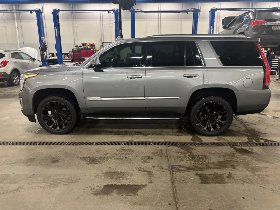 2016 Cadillac Escalade 4th Gen - Image 5 of 18