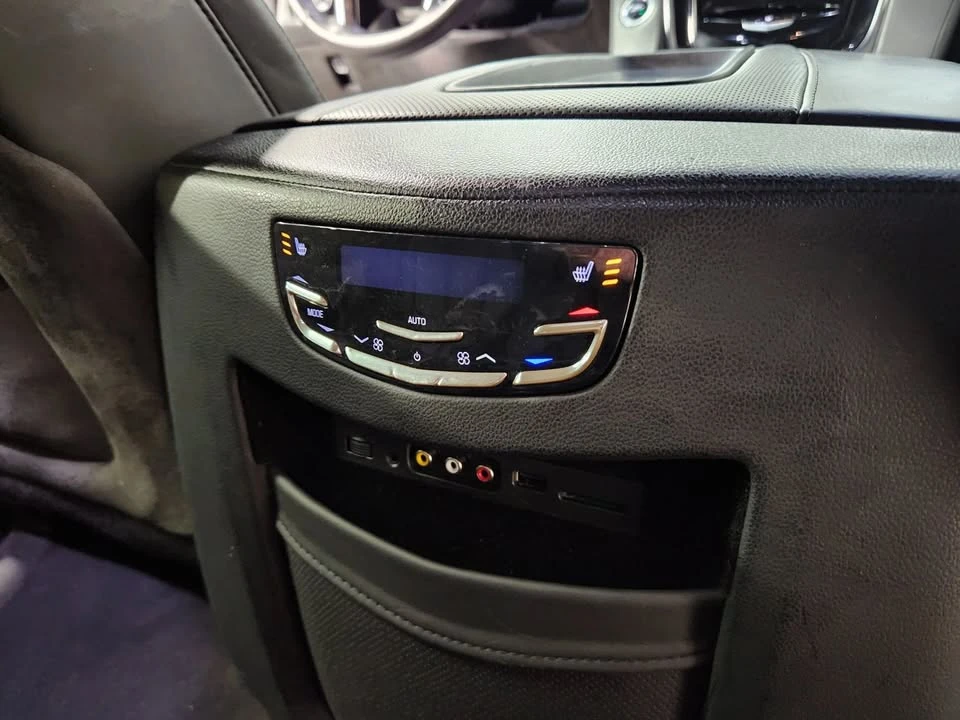 2016 Cadillac Escalade 4th Gen - Image 15 of 20