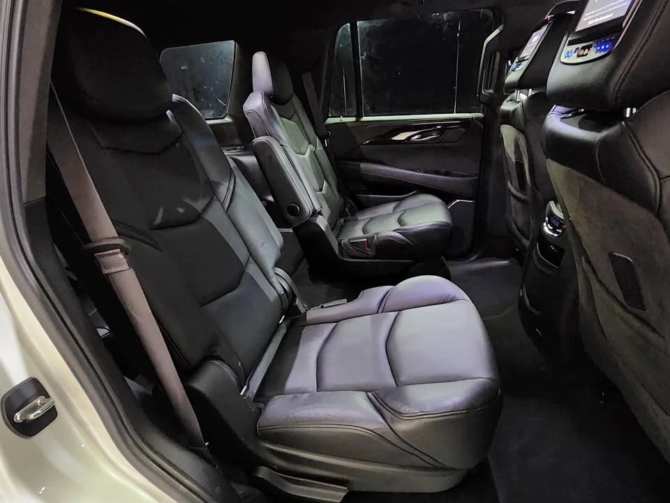 2016 Cadillac Escalade 4th Gen - Image 16 of 20