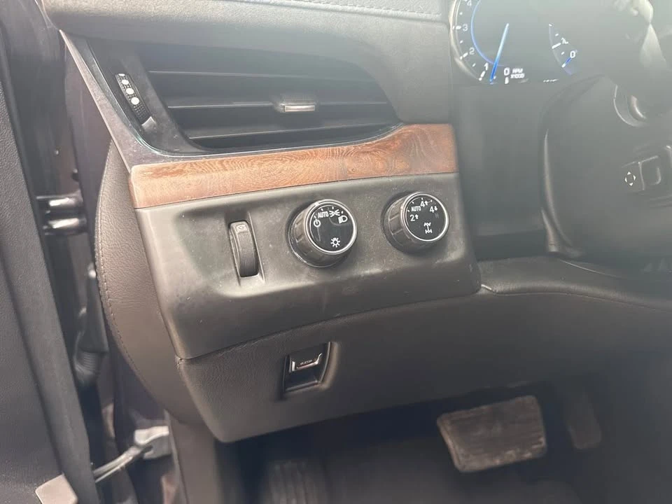 2016 Cadillac Escalade 4th Gen - Image 12 of 20