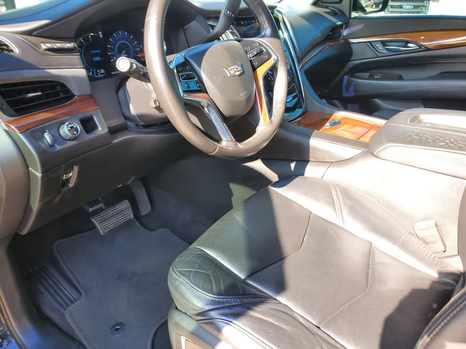2016 Cadillac Escalade 4th Gen - Image 2 of 3