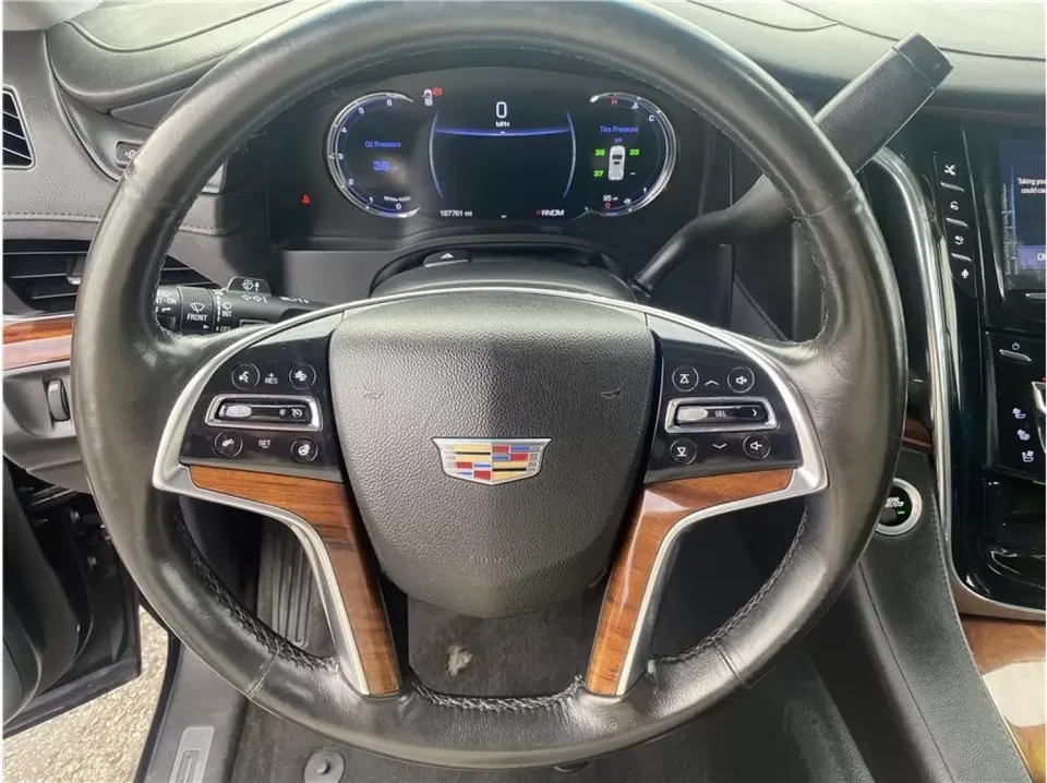 2016 Cadillac Escalade 4th Gen - Image 14 of 19
