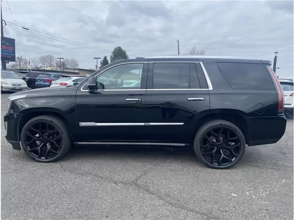 2016 Cadillac Escalade 4th Gen - Image 11 of 19