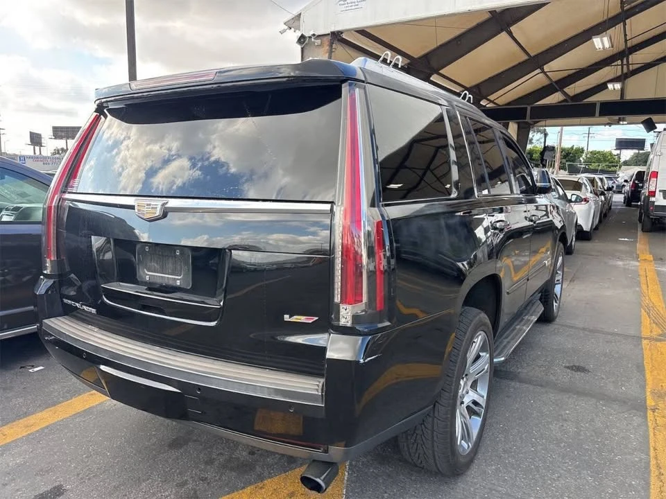 2016 Cadillac Escalade 4th Gen - Image 3 of 11