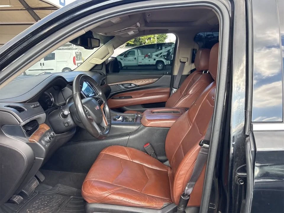 2016 Cadillac Escalade 4th Gen - Image 6 of 11