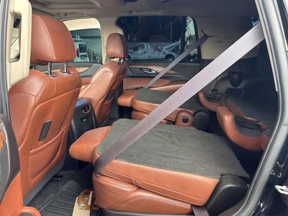 2016 Cadillac Escalade 4th Gen - Image 8 of 11