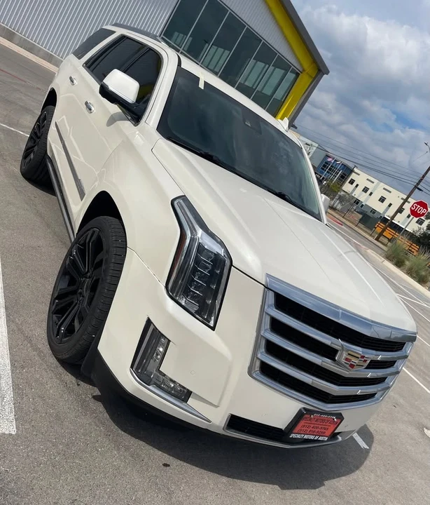 2016 Cadillac Escalade 4th Gen - Image 3 of 13