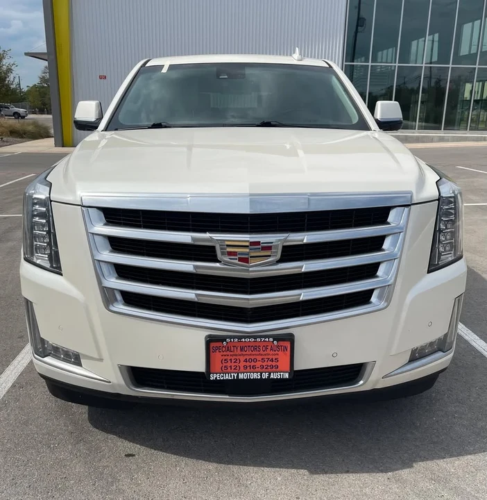 2016 Cadillac Escalade 4th Gen - Image 2 of 13