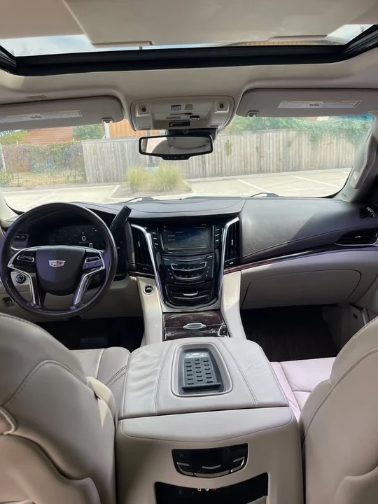 2016 Cadillac Escalade 4th Gen - Image 9 of 13