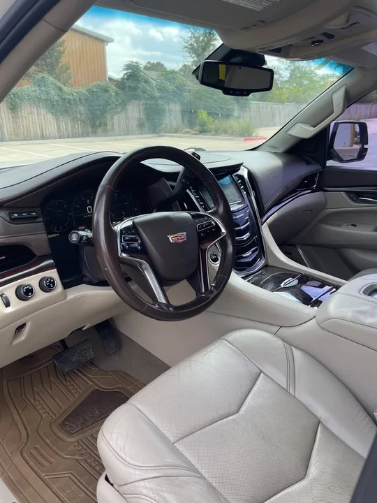 2016 Cadillac Escalade 4th Gen - Image 12 of 13