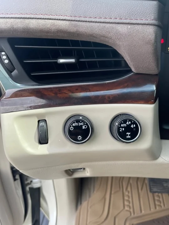 2016 Cadillac Escalade 4th Gen - Image 13 of 13