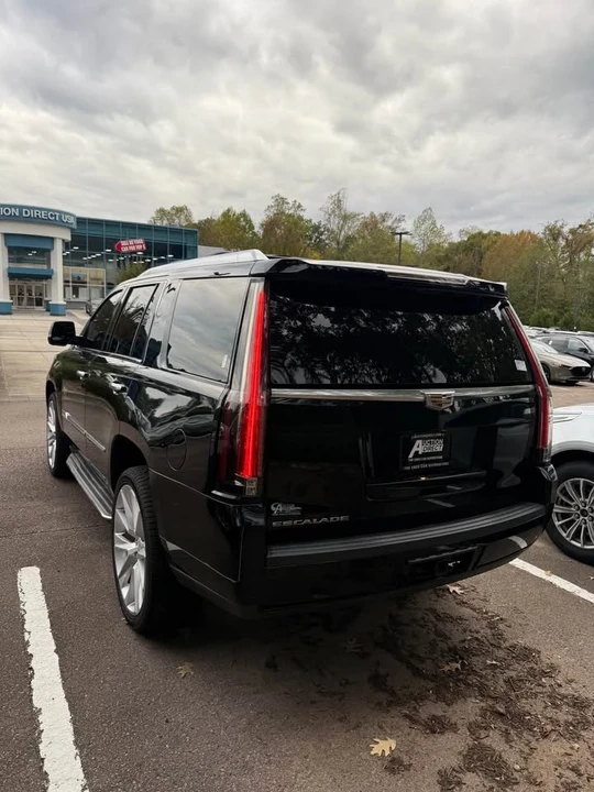 2016 Cadillac Escalade 4th Gen - Image 2 of 18