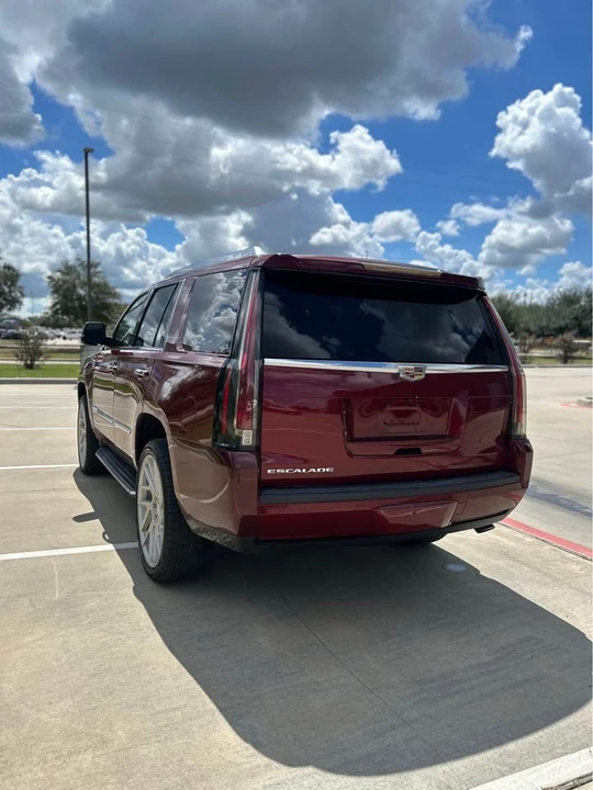 2016 Cadillac Escalade 4th Gen - Image 3 of 18