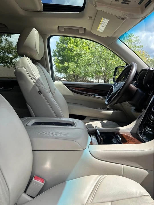 2016 Cadillac Escalade 4th Gen - Image 14 of 18