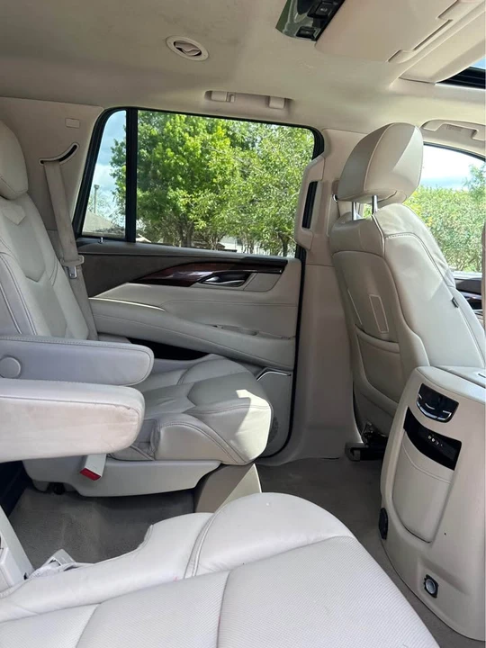 2016 Cadillac Escalade 4th Gen - Image 13 of 18