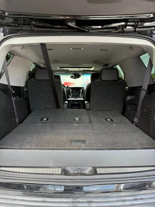 2016 Cadillac Escalade 4th Gen - Image 19 of 20