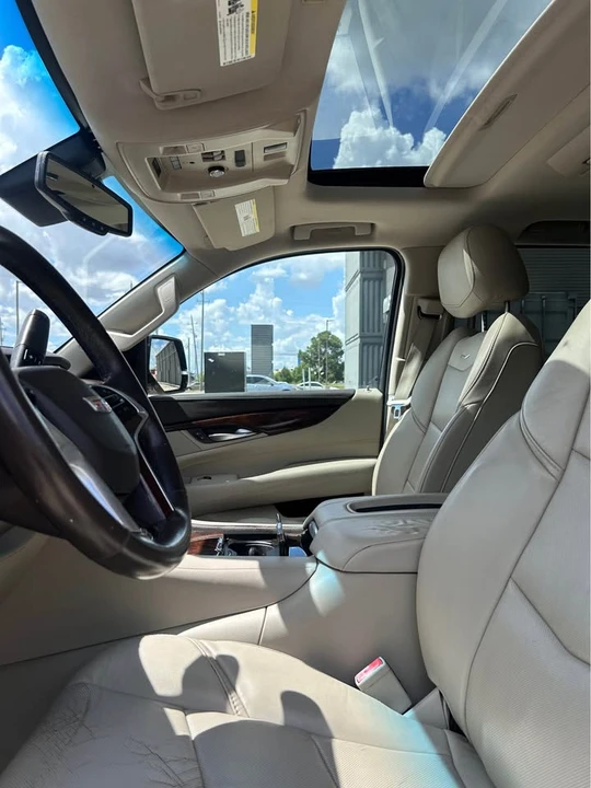 2016 Cadillac Escalade 4th Gen - Image 9 of 18