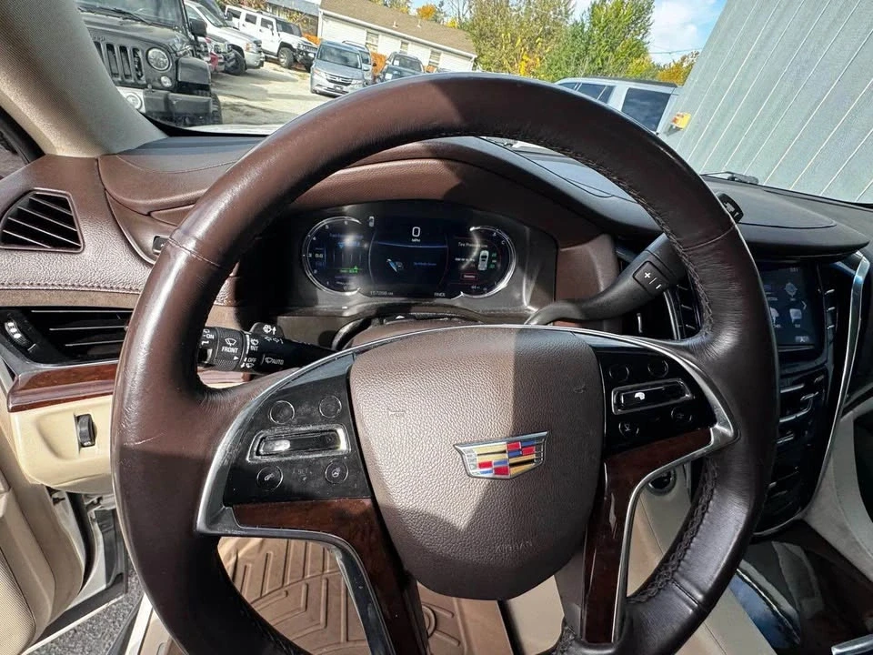 2016 Cadillac Escalade 4th Gen - Image 9 of 19