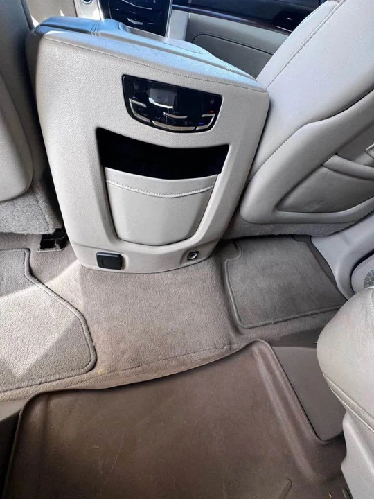 2016 Cadillac Escalade 4th Gen - Image 19 of 19