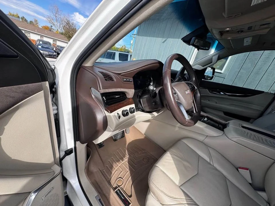 2016 Cadillac Escalade 4th Gen - Image 18 of 19