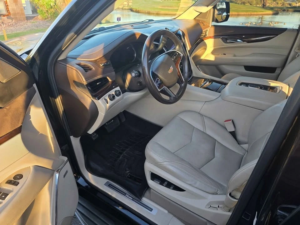 2016 Cadillac Escalade 4th Gen - Image 4 of 10