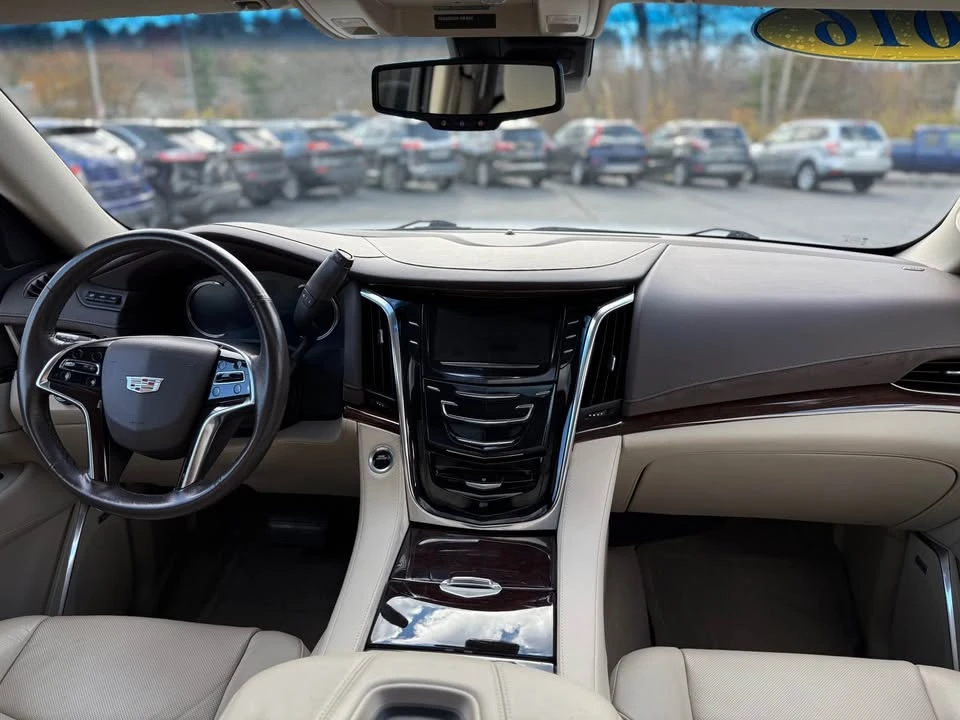 2016 Cadillac Escalade 4th Gen - Image 16 of 19