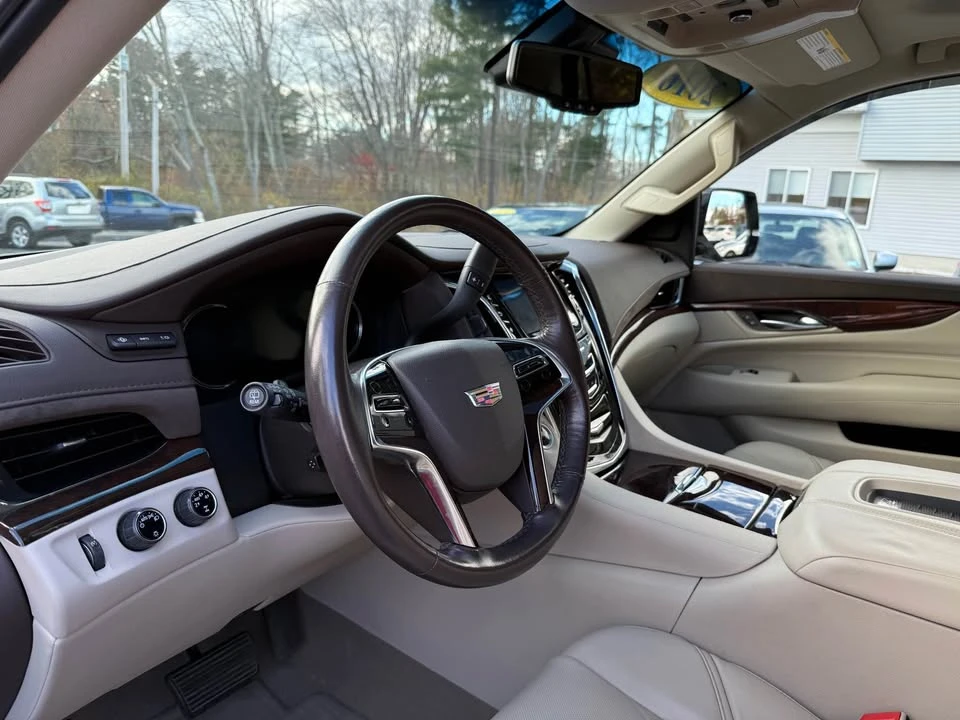 2016 Cadillac Escalade 4th Gen - Image 10 of 19
