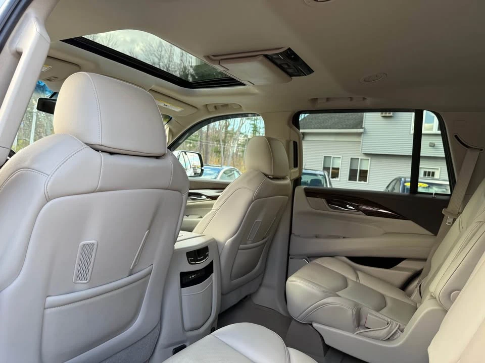 2016 Cadillac Escalade 4th Gen - Image 12 of 19