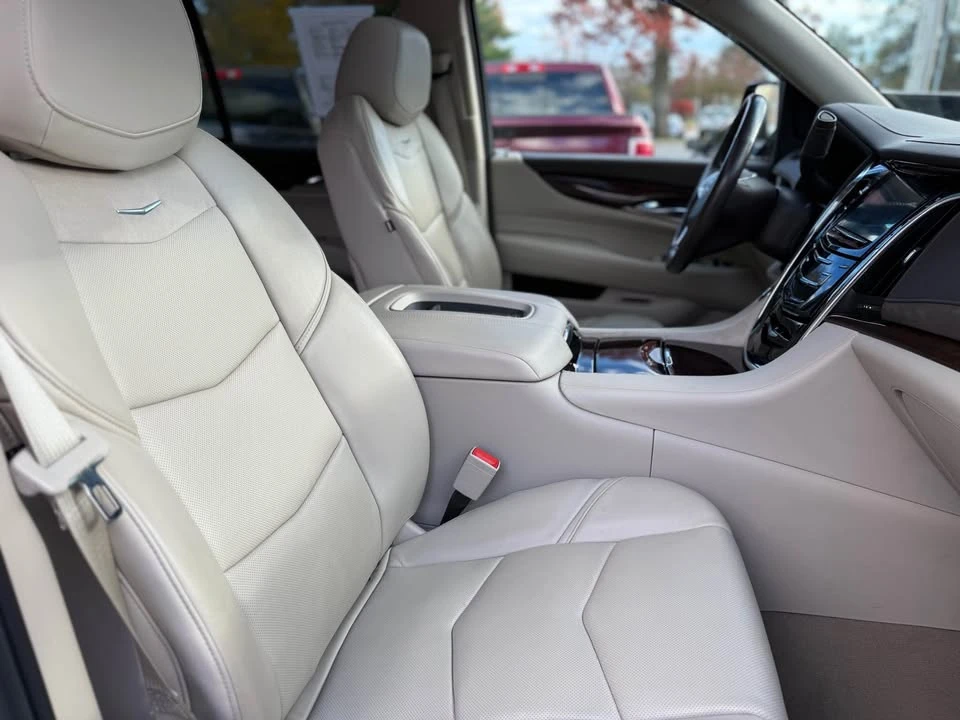 2016 Cadillac Escalade 4th Gen - Image 15 of 19